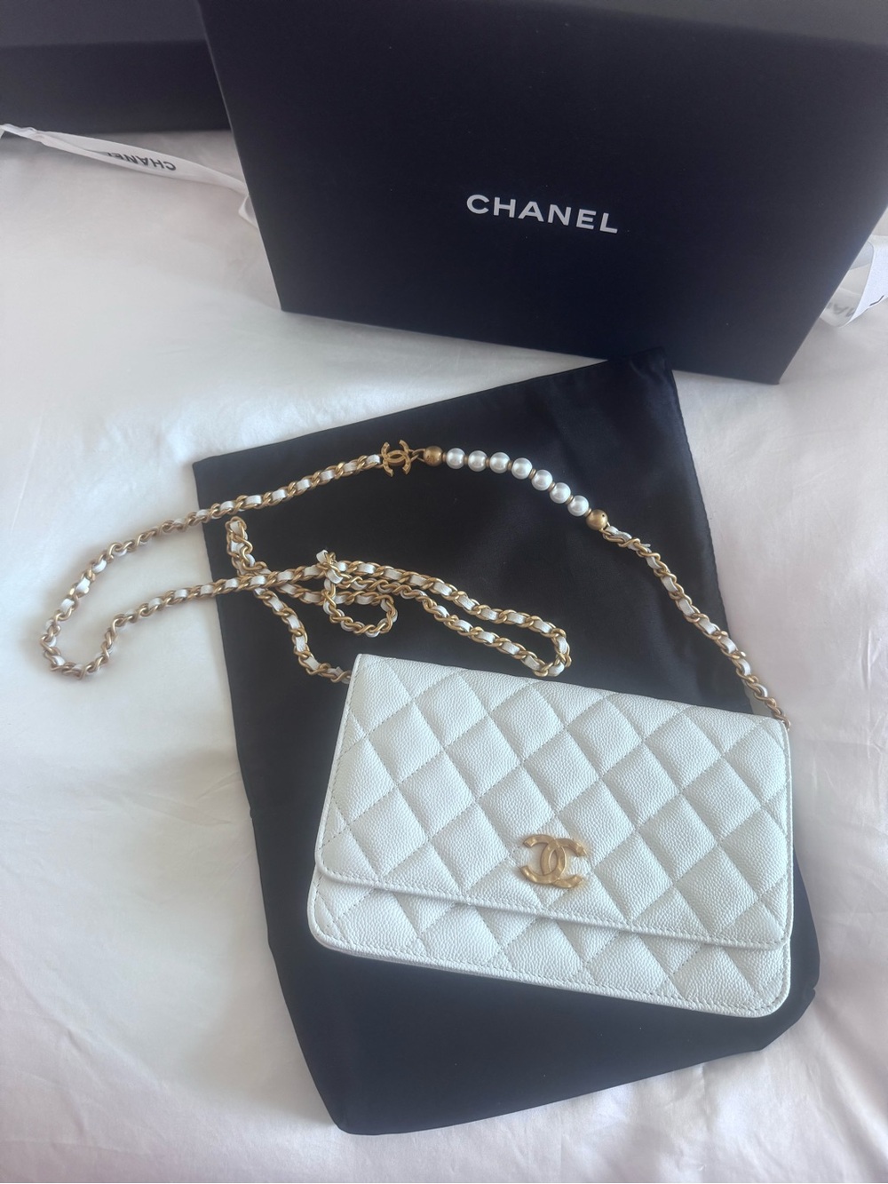 CHANEL White Quilted Caviar WOC Crossbody with Pearl Chain